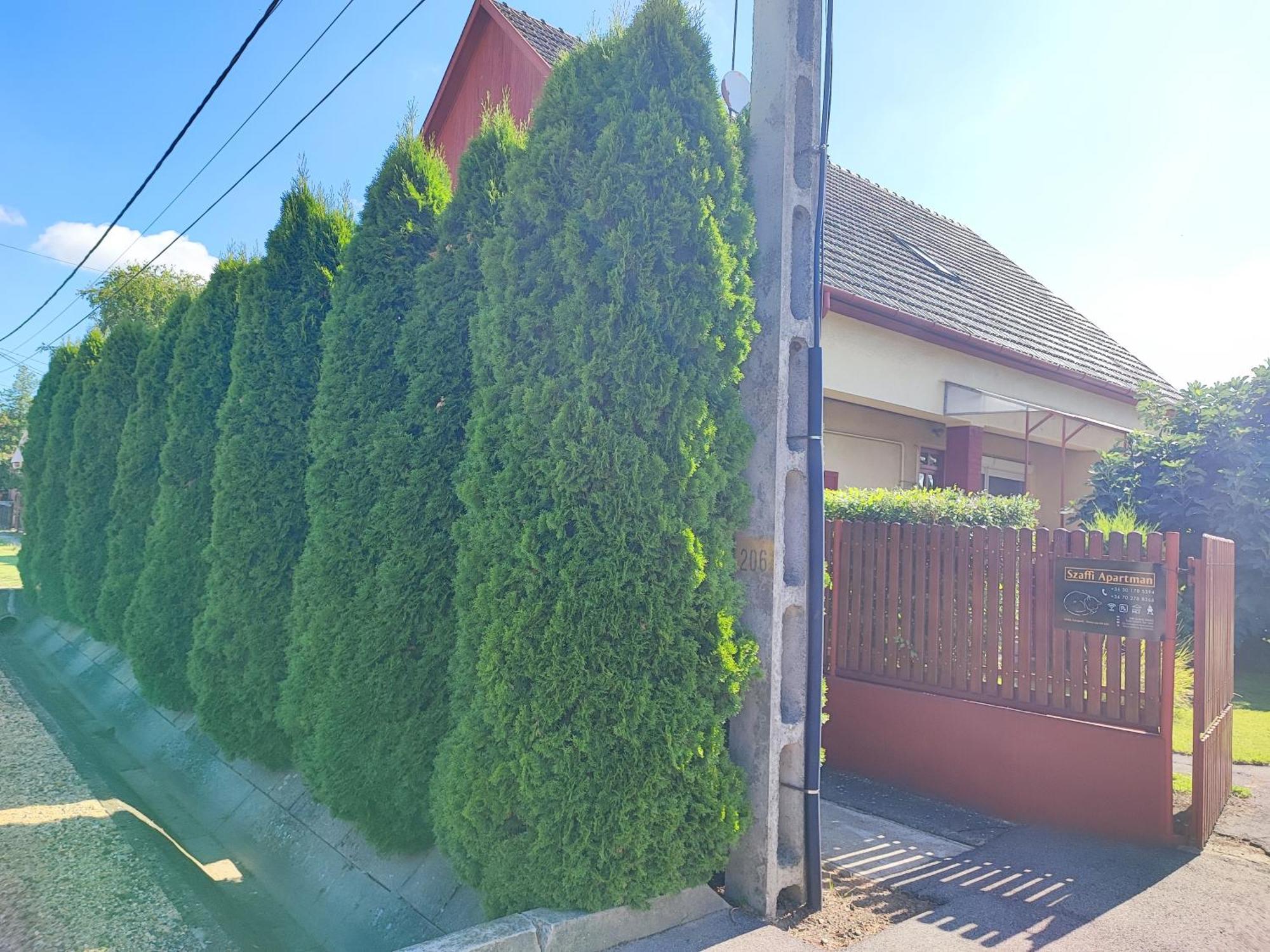 Szaffi Apartman Hajdúszoboszló Εξωτερικό φωτογραφία